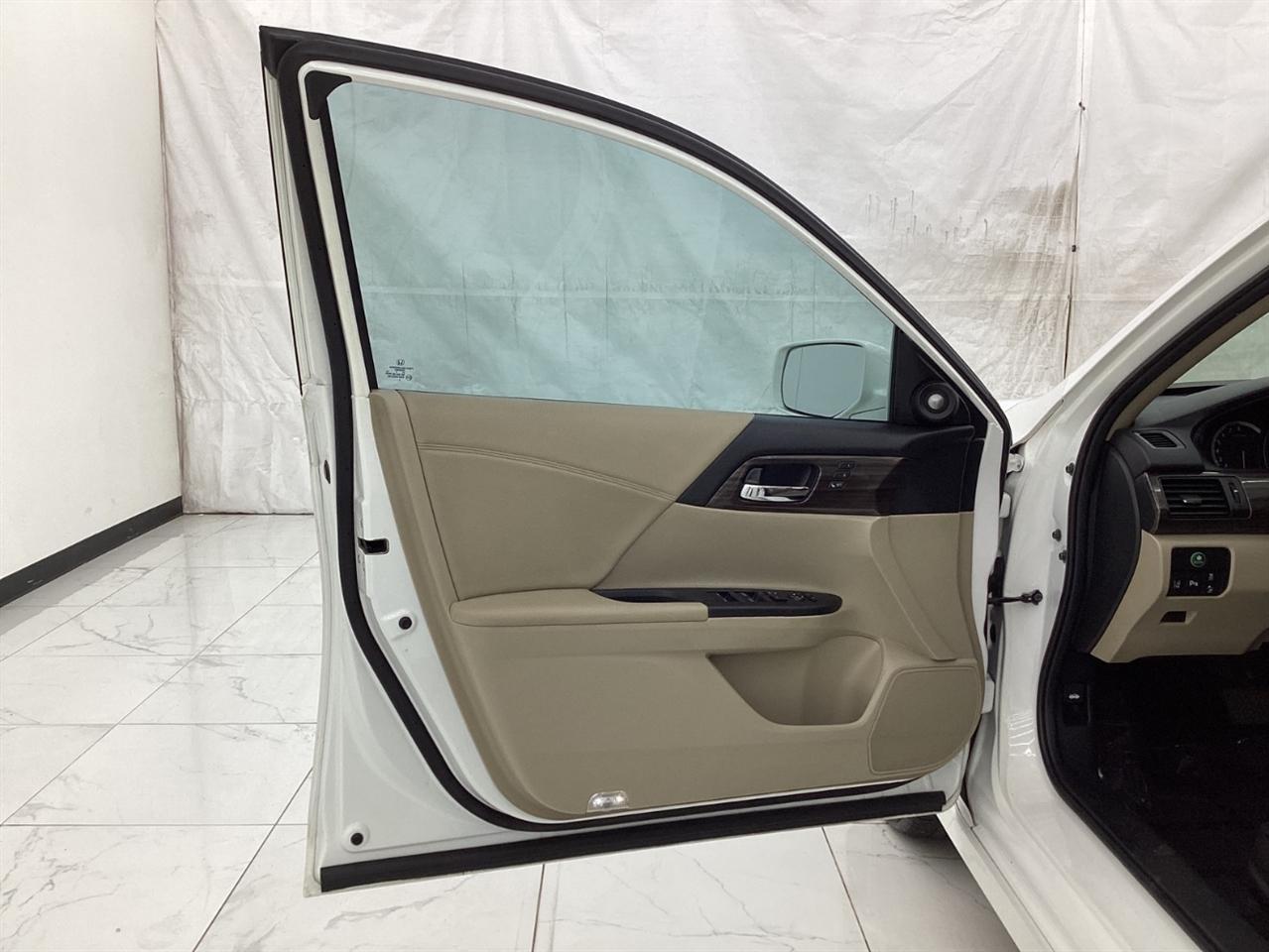 Honda Accord 4dr V6 Auto Touring 2016