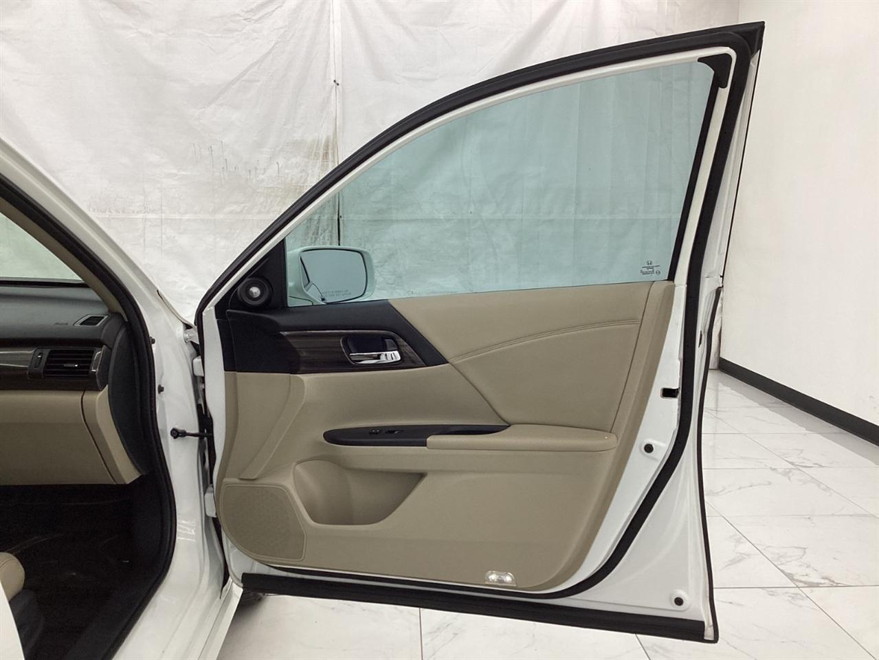 Honda Accord 4dr V6 Auto Touring 2016
