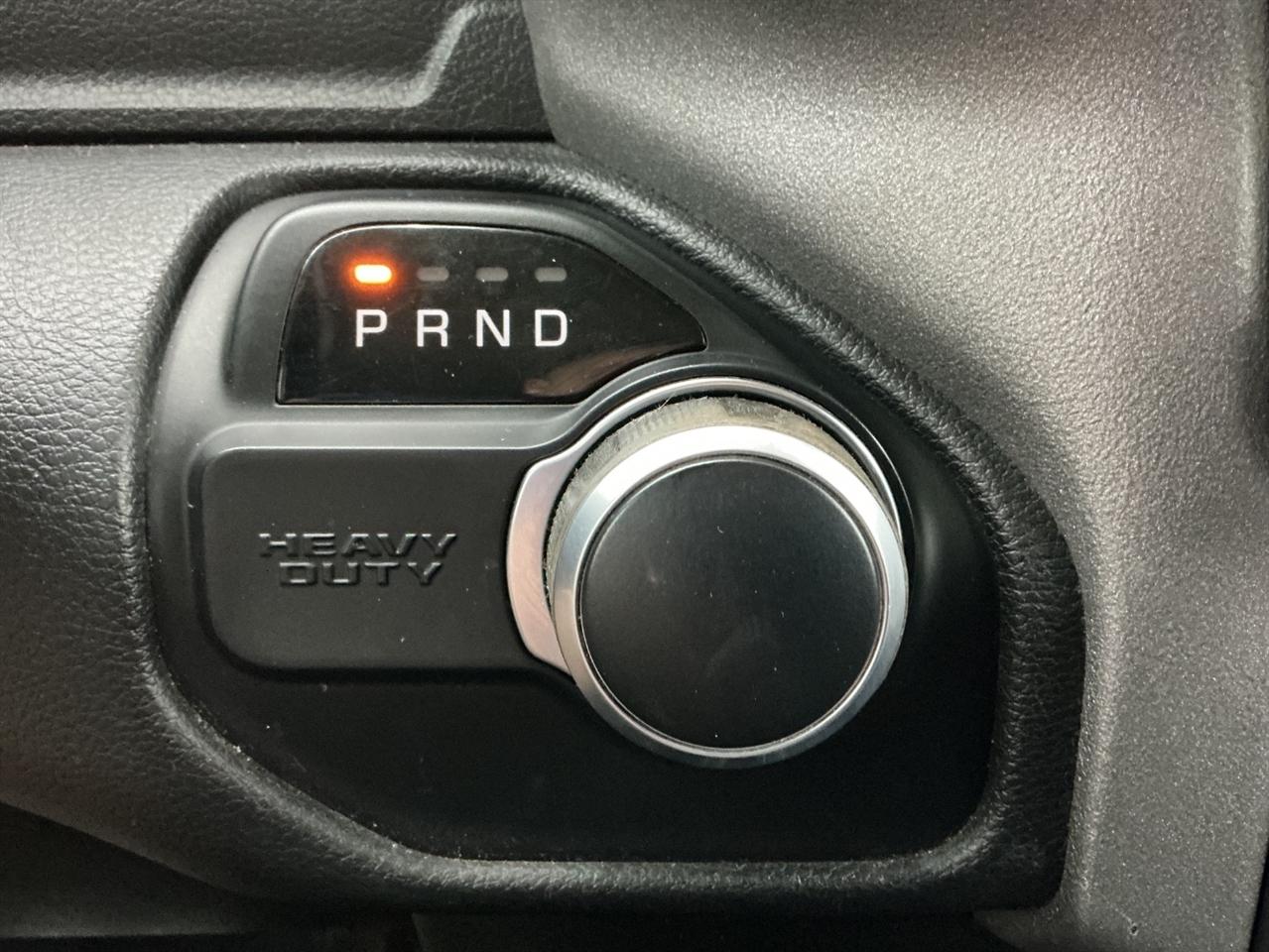RAM 2500 Tradesman 4x4 Crew Cab 6'4" Box 2019