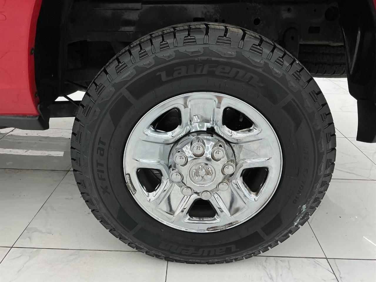 RAM 2500 Tradesman 4x4 Crew Cab 6'4" Box 2019