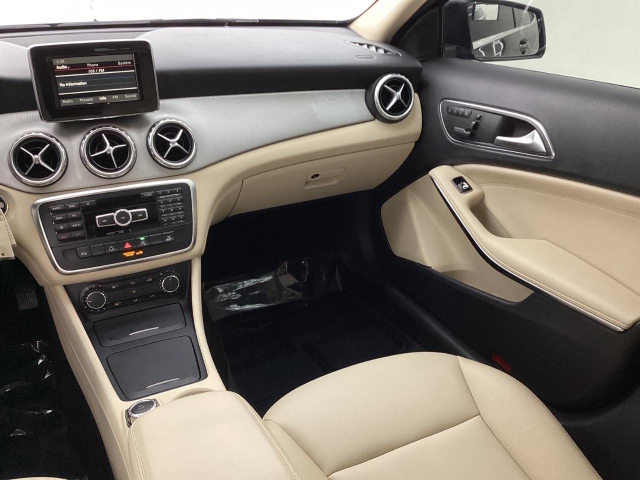 Mercedes-Benz GLA-Class 4MATIC 4dr GLA 250 2015