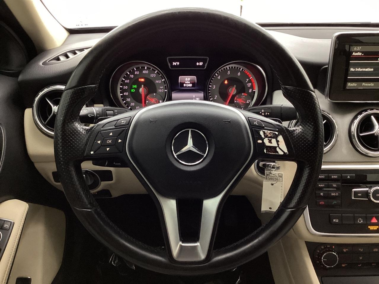 Mercedes-Benz GLA-Class 4MATIC 4dr GLA 250 2015