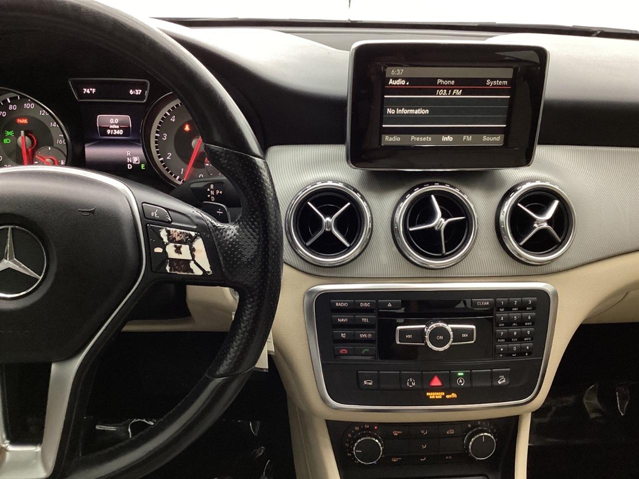 Mercedes-Benz GLA-Class 4MATIC 4dr GLA 250 2015