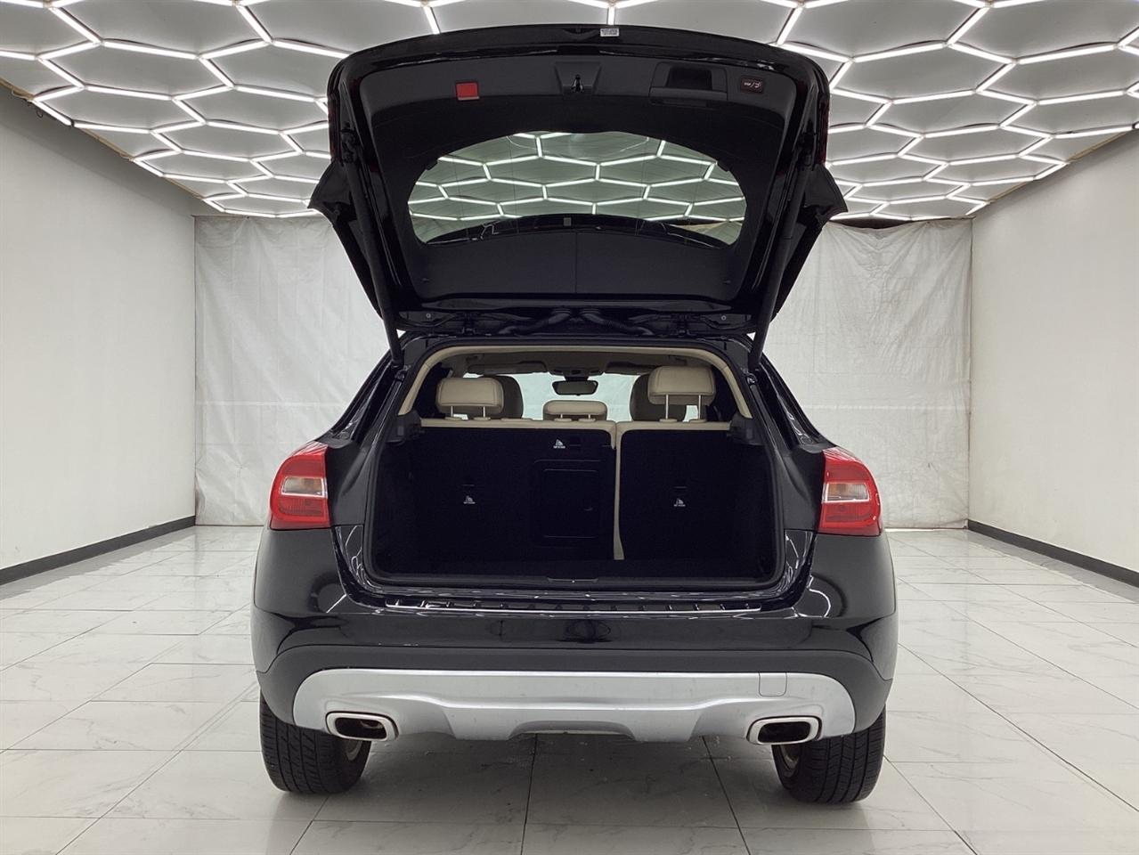 Mercedes-Benz GLA-Class 4MATIC 4dr GLA 250 2015