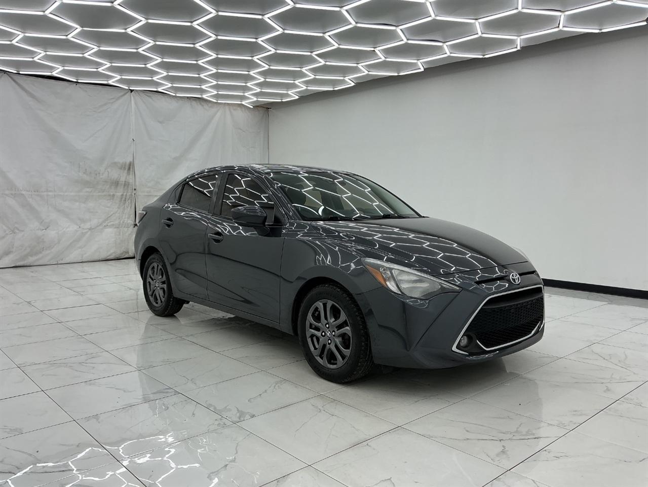 Toyota Yaris Sedan XLE Auto (Natl) 2019
