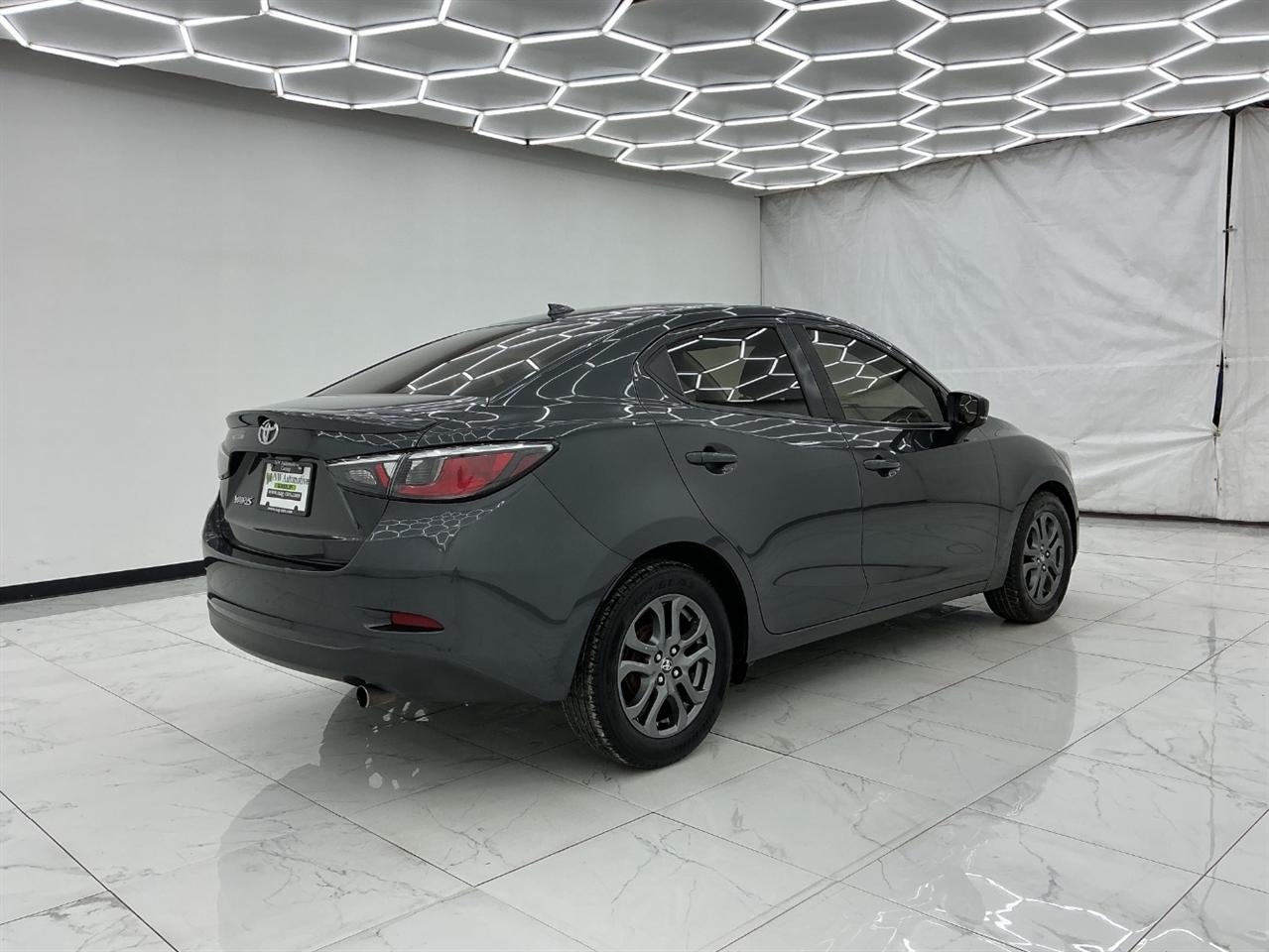 Toyota Yaris Sedan XLE Auto (Natl) 2019