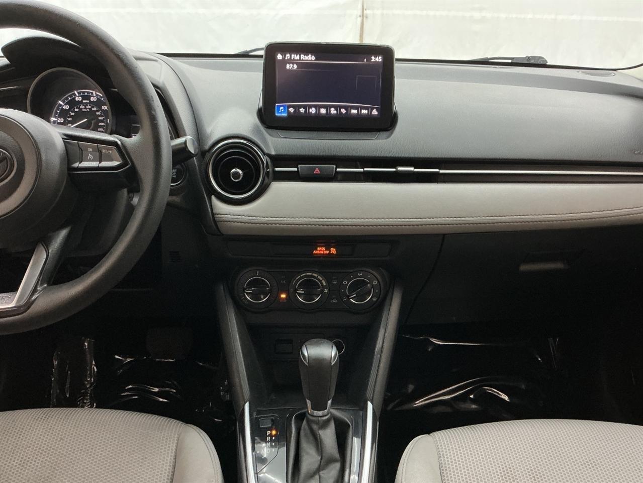 Toyota Yaris Sedan XLE Auto (Natl) 2019
