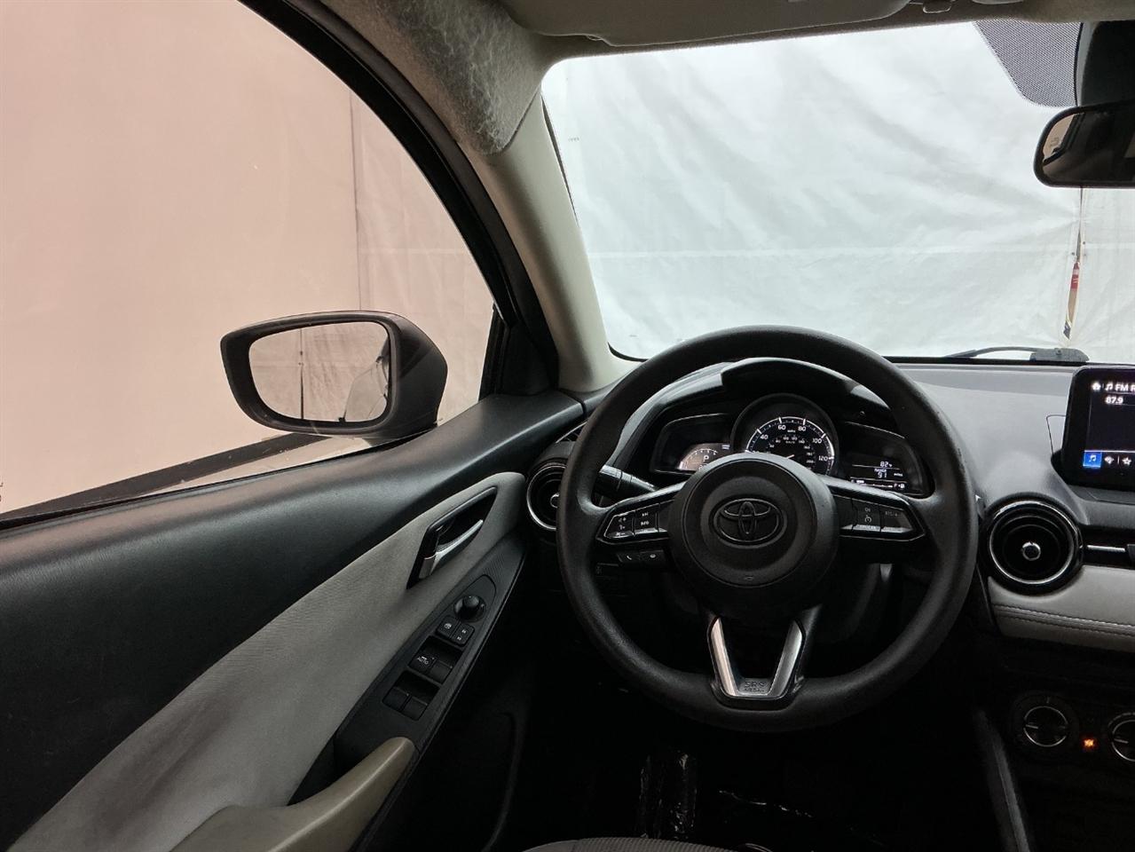 Toyota Yaris Sedan XLE Auto (Natl) 2019