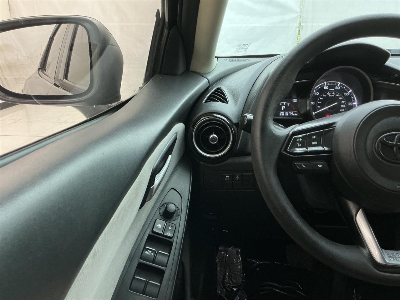 Toyota Yaris Sedan XLE Auto (Natl) 2019