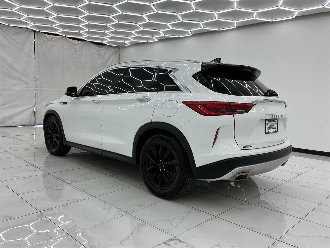 Infiniti QX50 LUXE FWD 2019