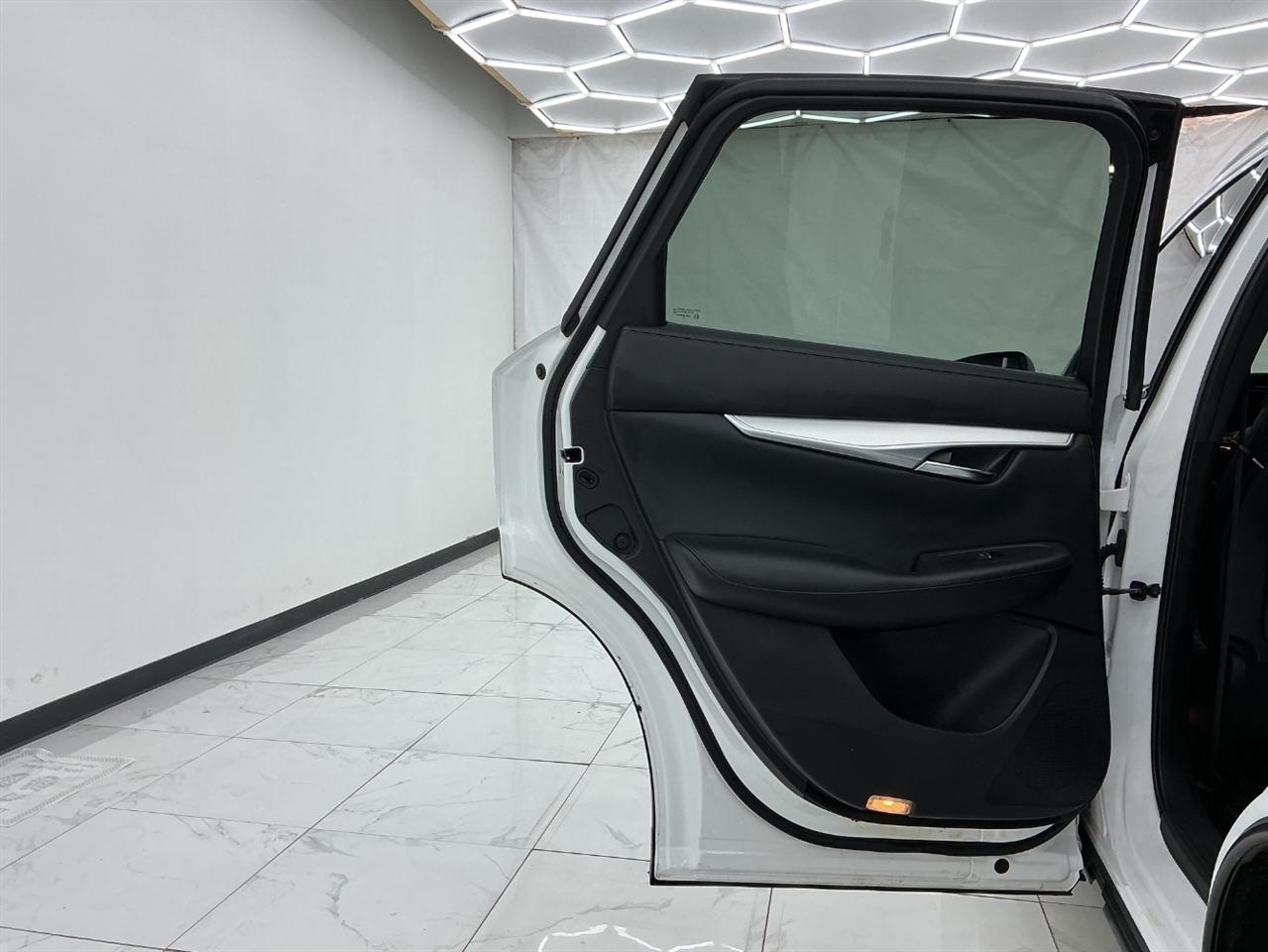 Infiniti QX50 LUXE FWD 2019