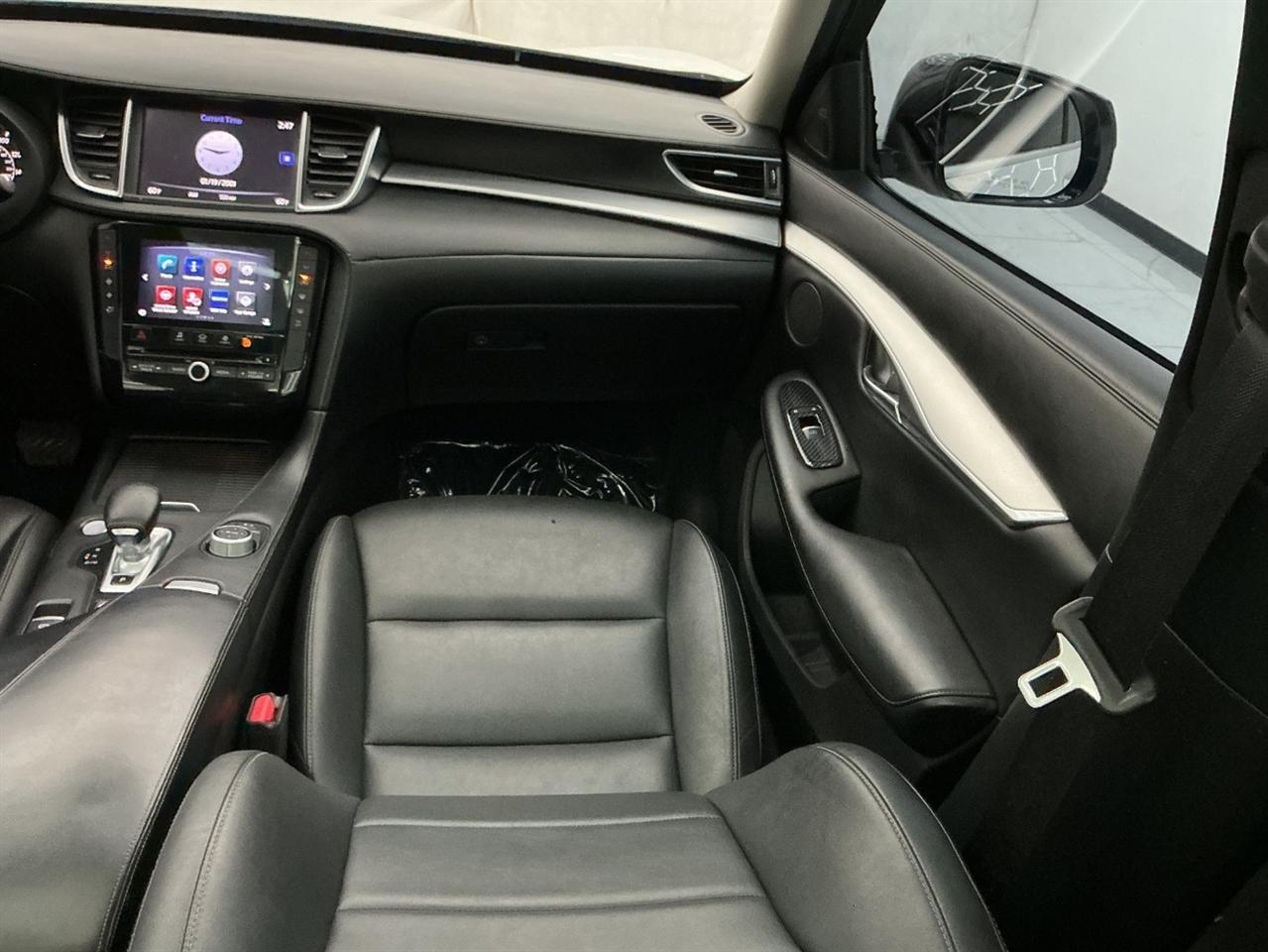 Infiniti QX50 LUXE FWD 2019