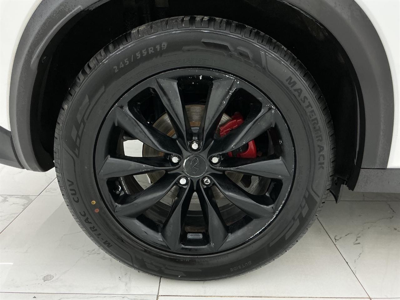 Infiniti QX50 LUXE FWD 2019