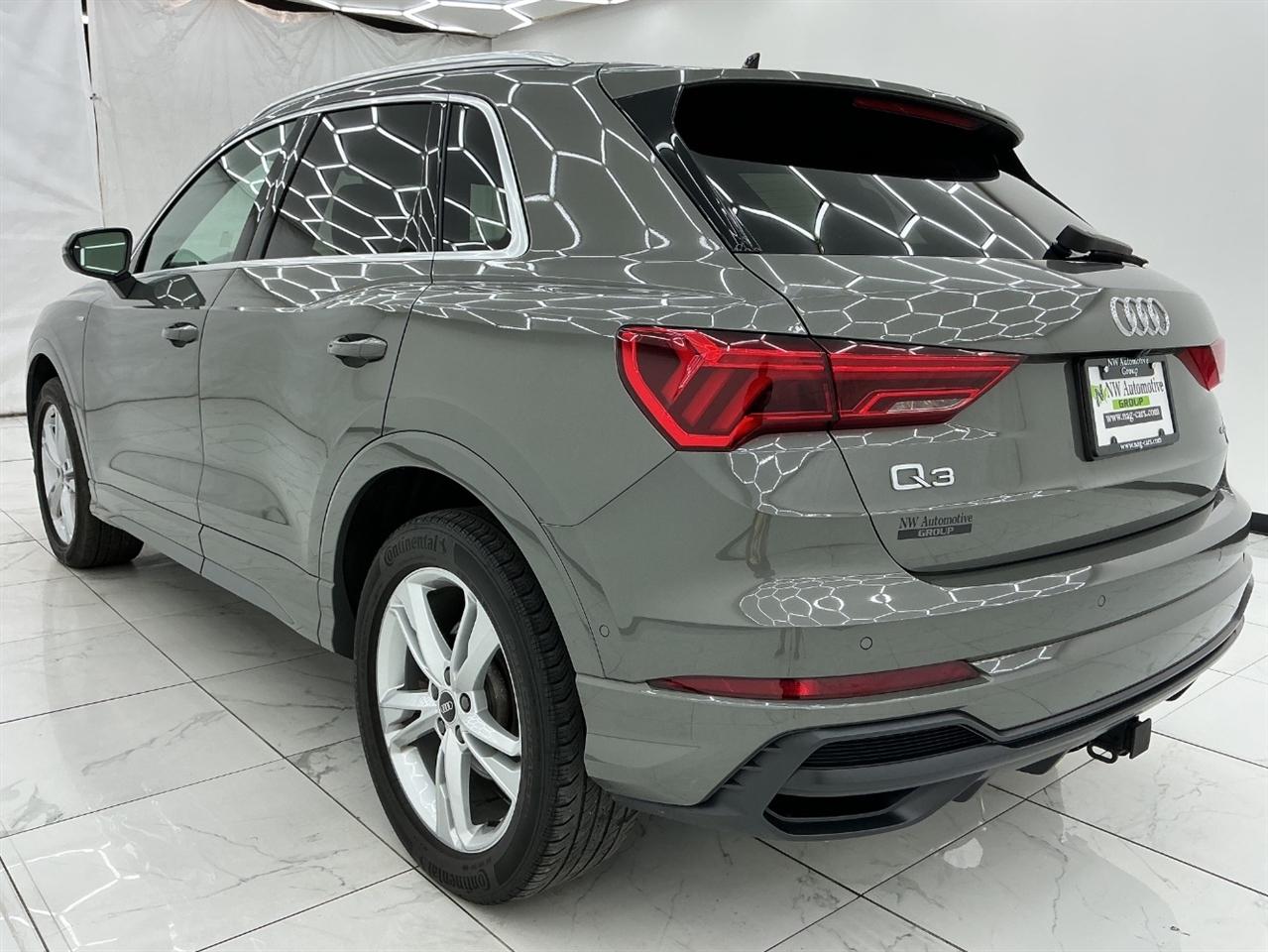 Audi Q3 S line Premium Plus 45 TFSI quattro 2021