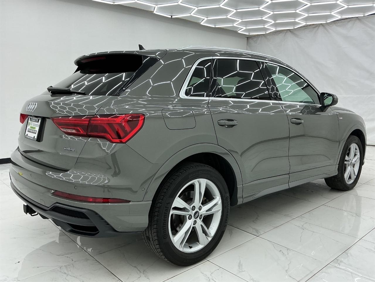 Audi Q3 S line Premium Plus 45 TFSI quattro 2021