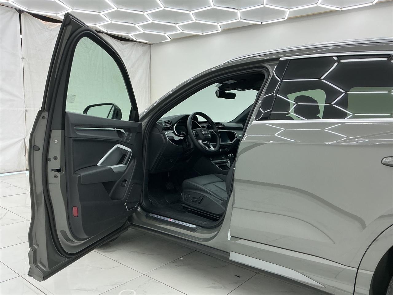 Audi Q3 S line Premium Plus 45 TFSI quattro 2021