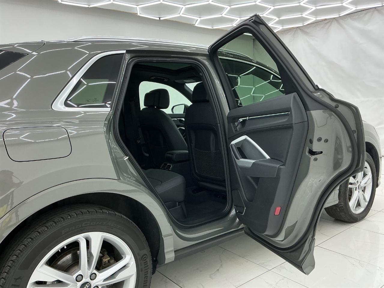 Audi Q3 S line Premium Plus 45 TFSI quattro 2021