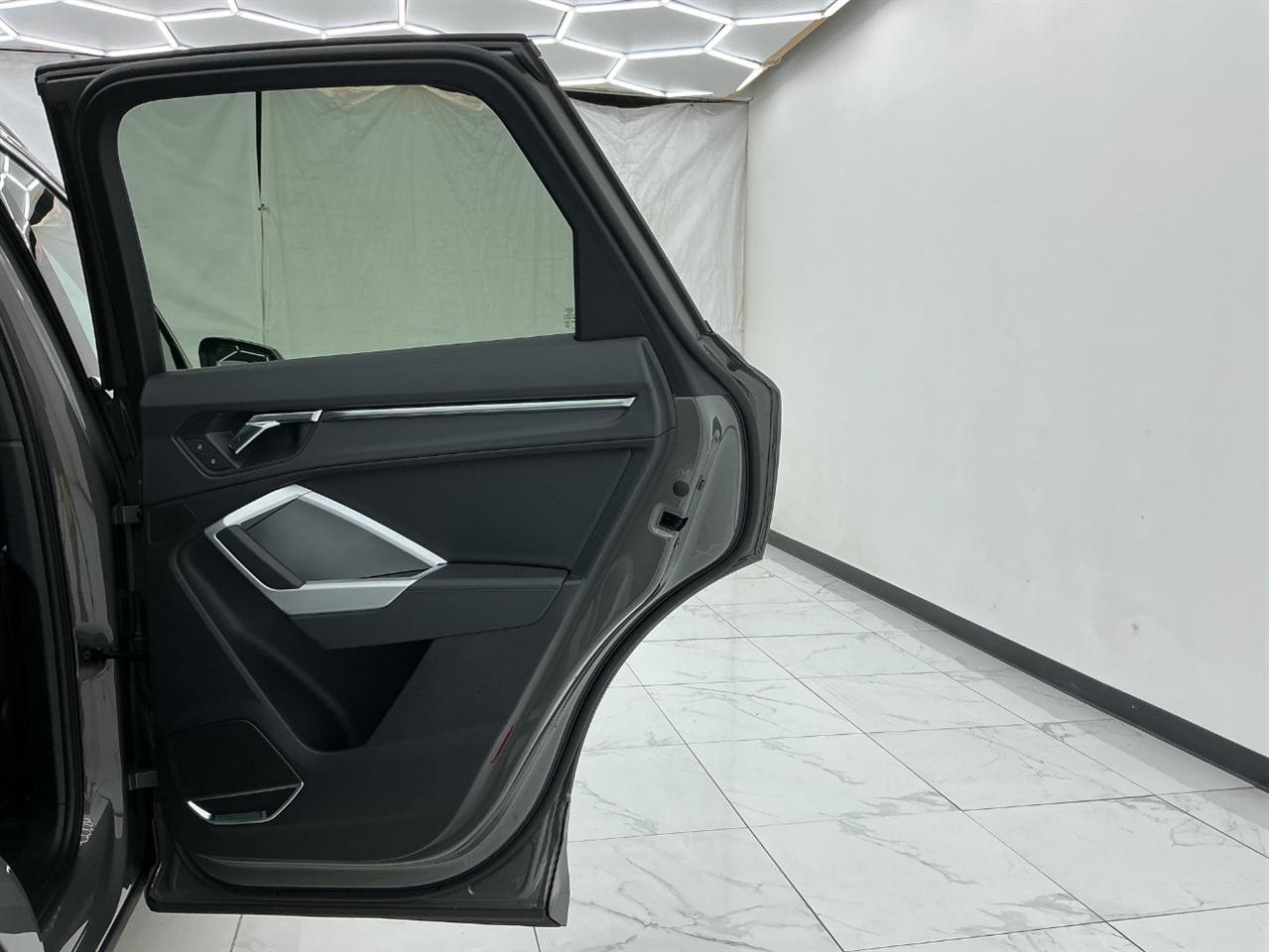 Audi Q3 S line Premium Plus 45 TFSI quattro 2021