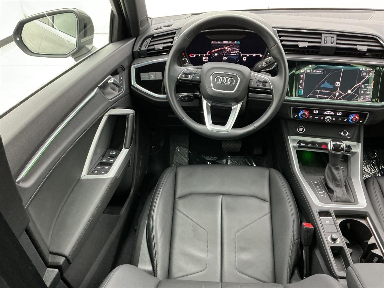 Audi Q3 S line Premium Plus 45 TFSI quattro 2021