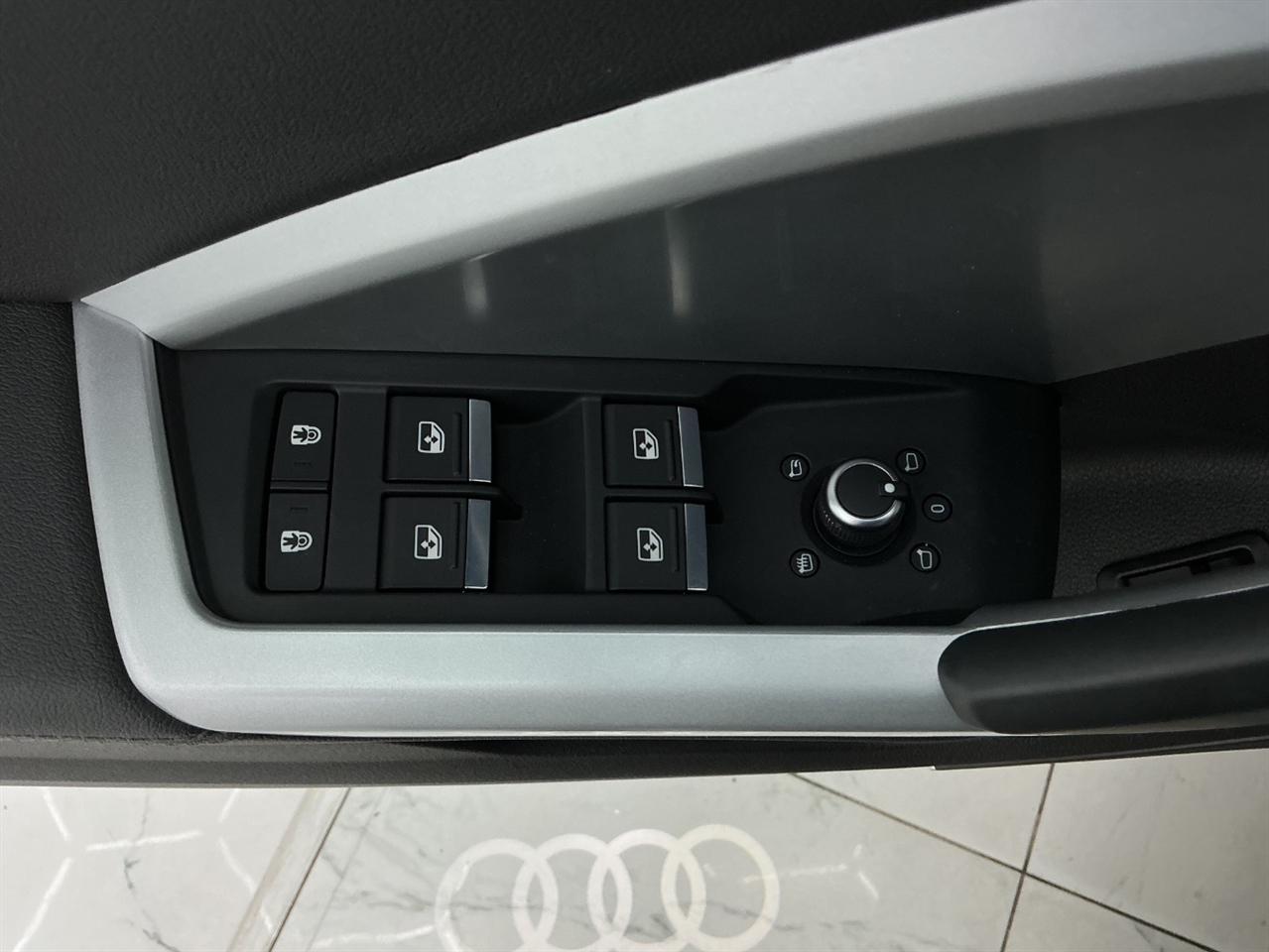 Audi Q3 S line Premium Plus 45 TFSI quattro 2021