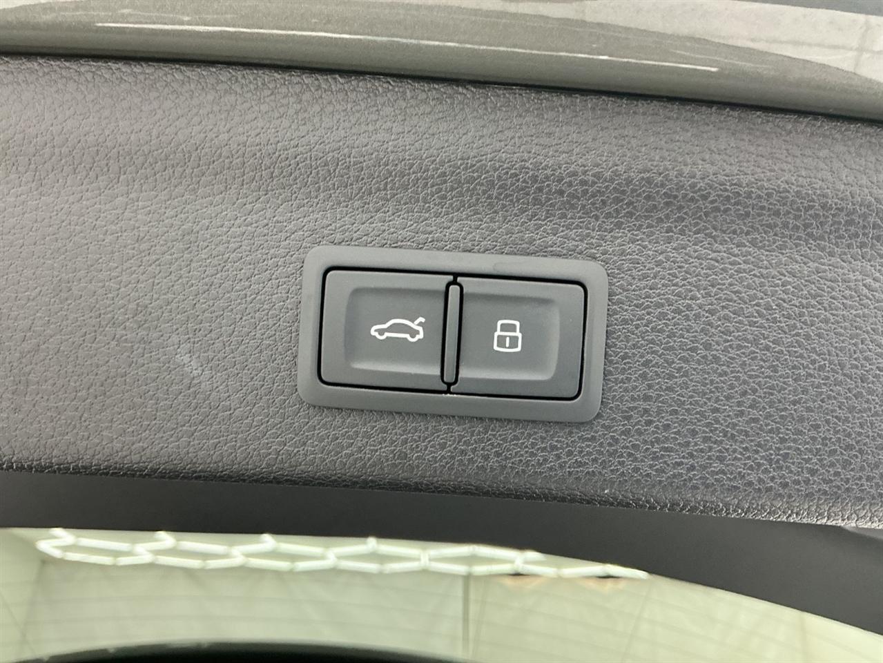 Audi Q3 S line Premium Plus 45 TFSI quattro 2021