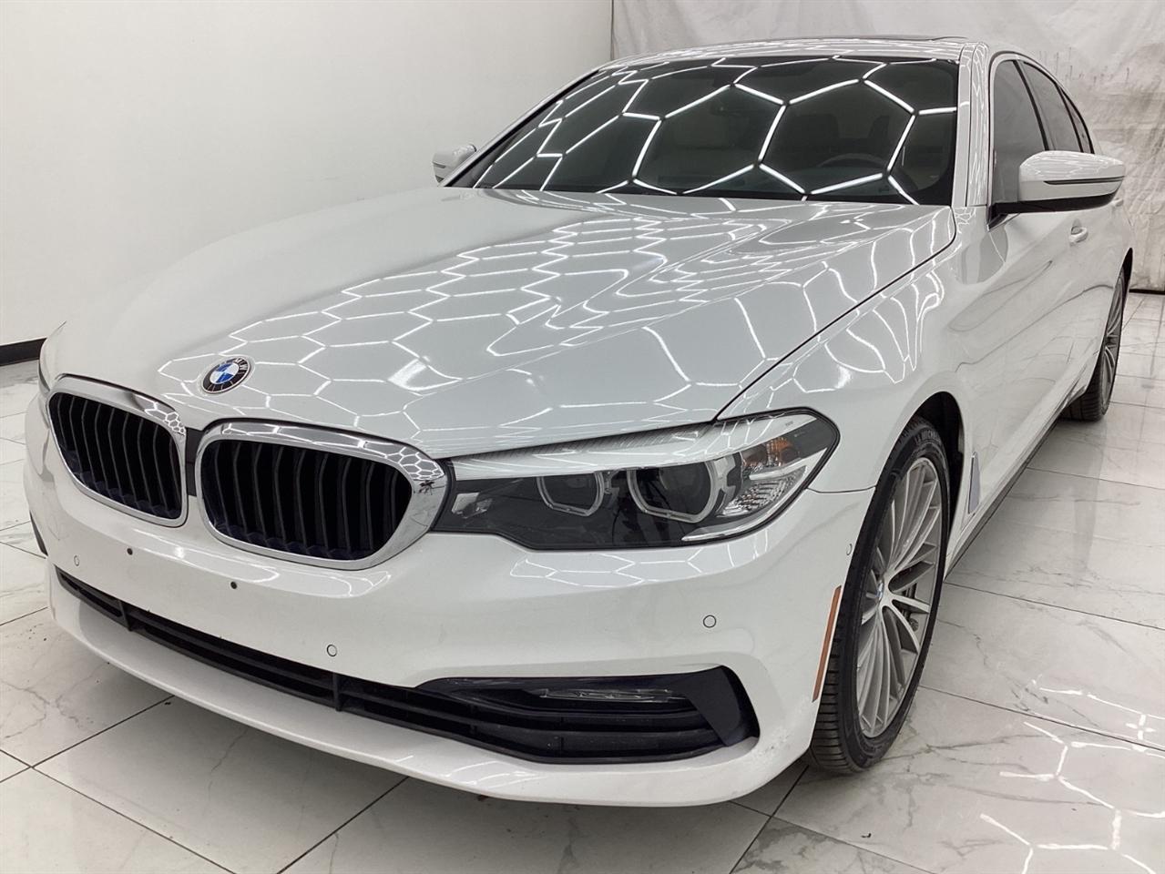 2017 BMW 5 Series 530i Sedan