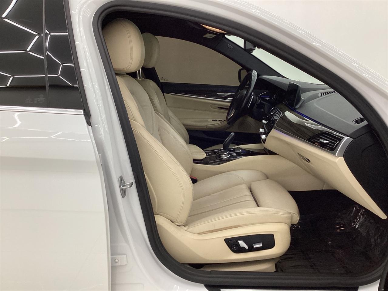 BMW 5 Series 530i Sedan 2017