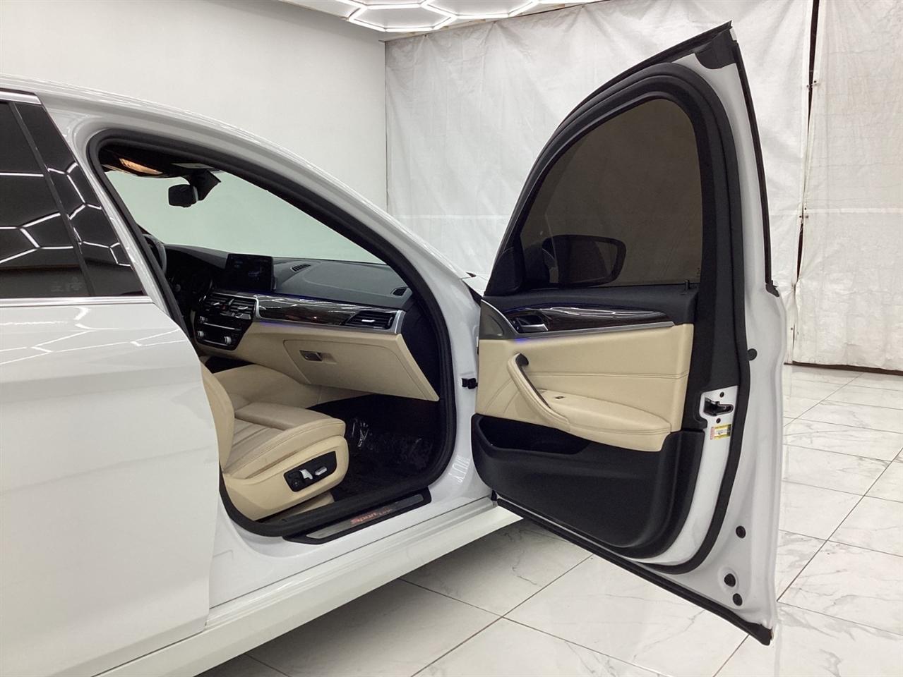 BMW 5 Series 530i Sedan 2017