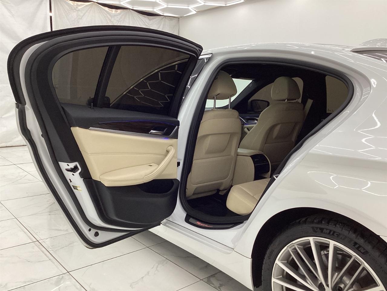 BMW 5 Series 530i Sedan 2017