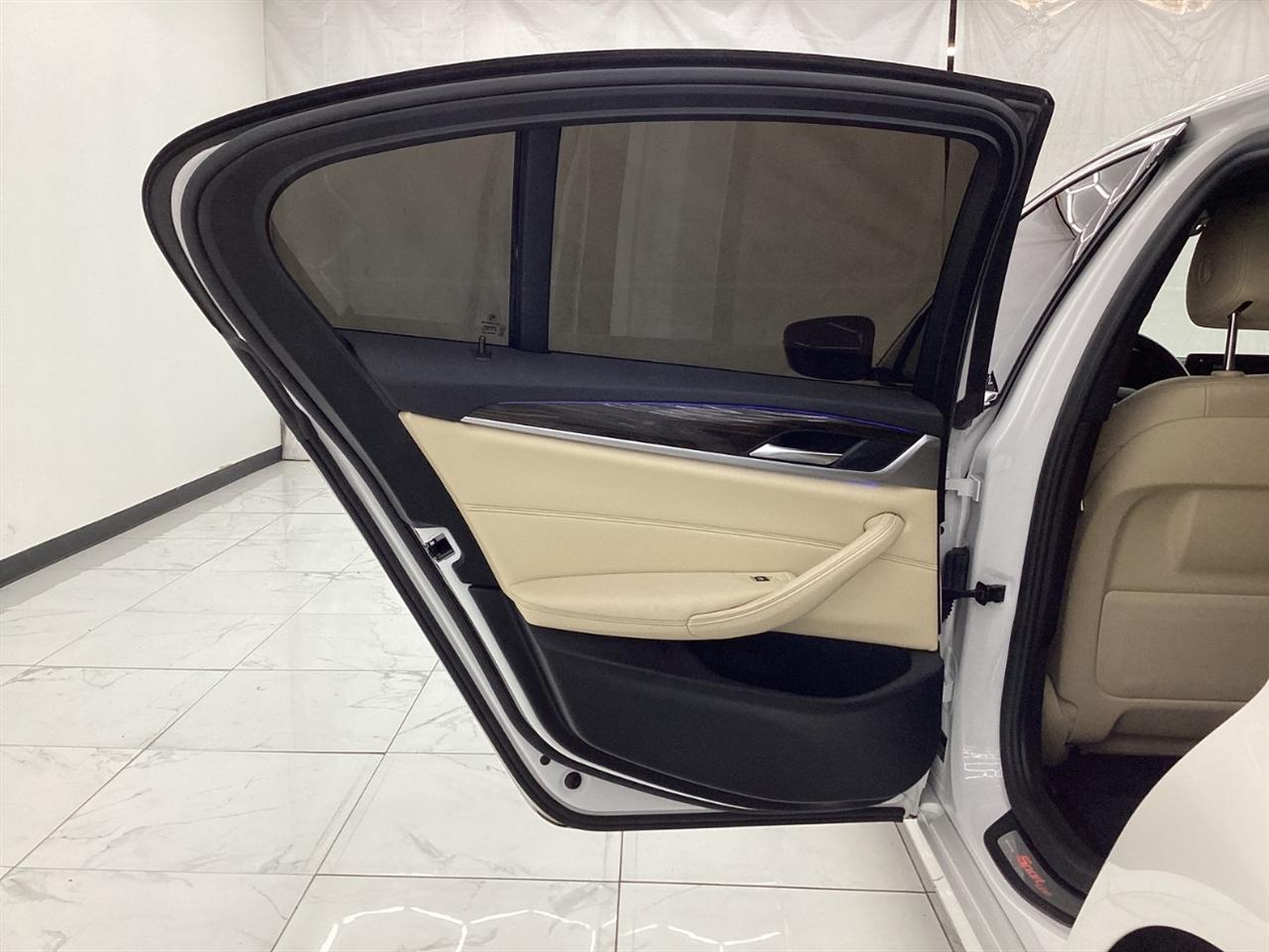 BMW 5 Series 530i Sedan 2017