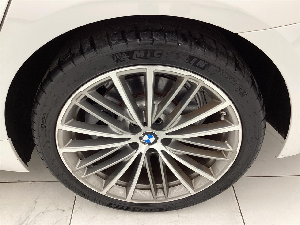 BMW 5 Series 530i Sedan 2017