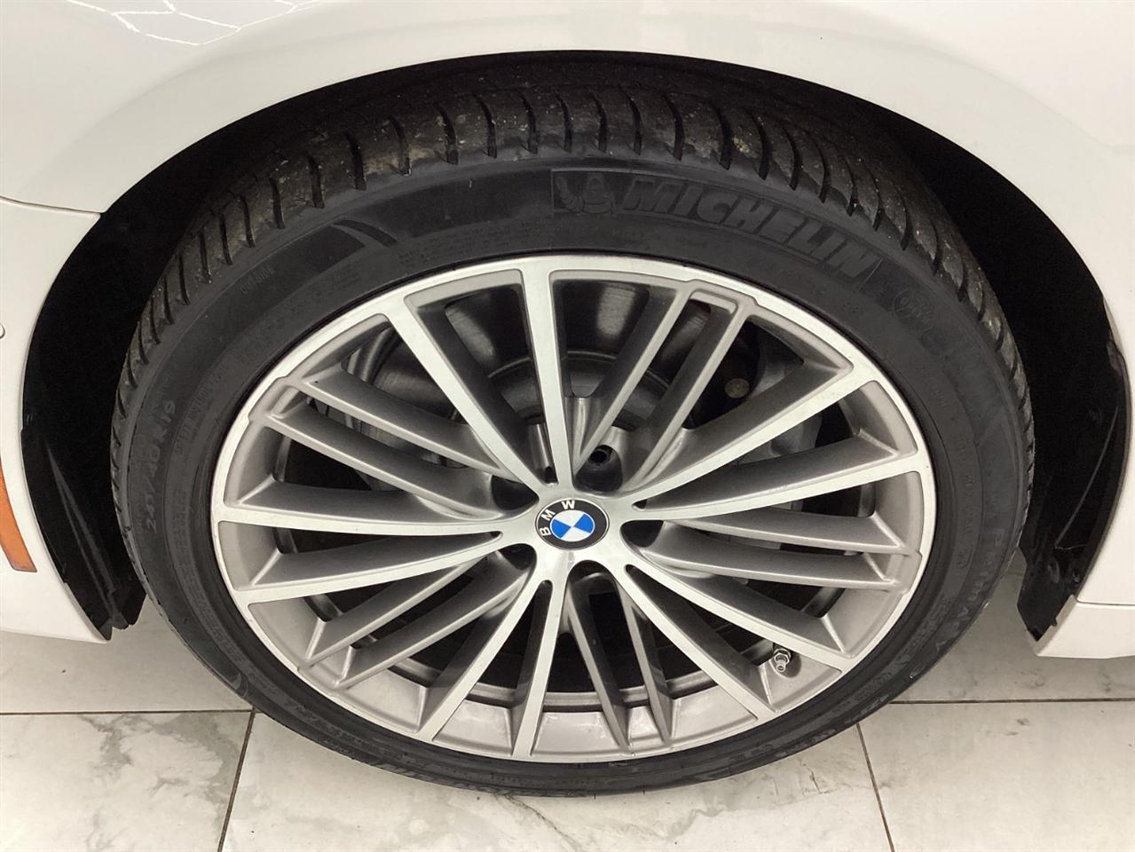 BMW 5 Series 530i Sedan 2017