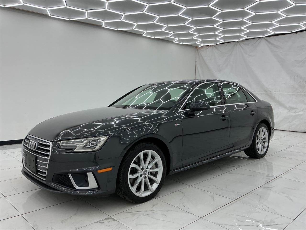 Audi A4 Premium 45 TFSI quattro 2019
