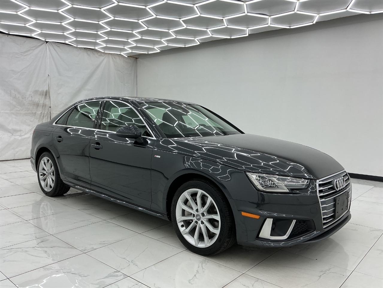 Audi A4 Premium 45 TFSI quattro 2019