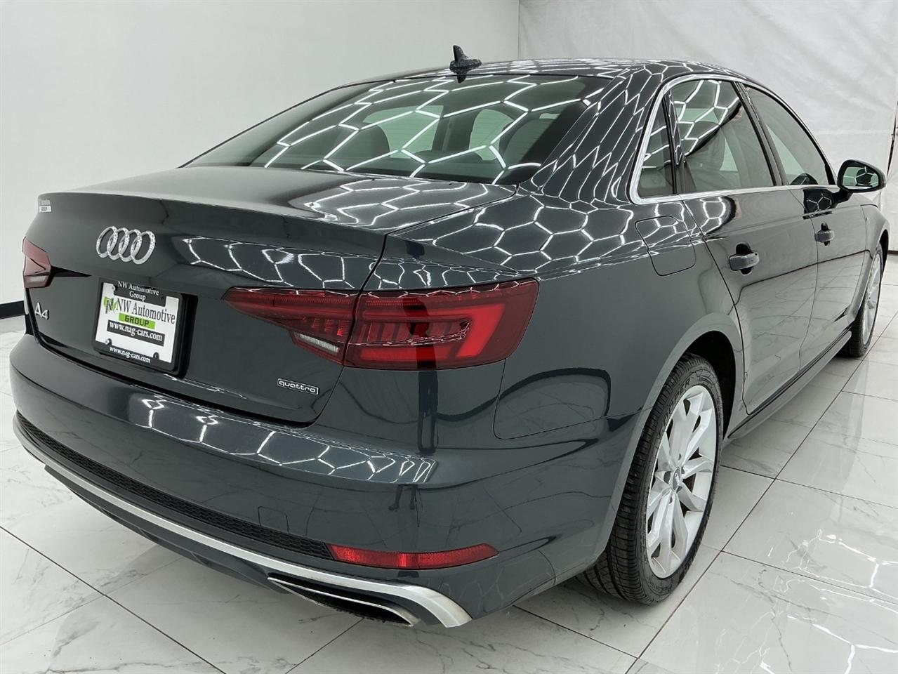 Audi A4 Premium 45 TFSI quattro 2019