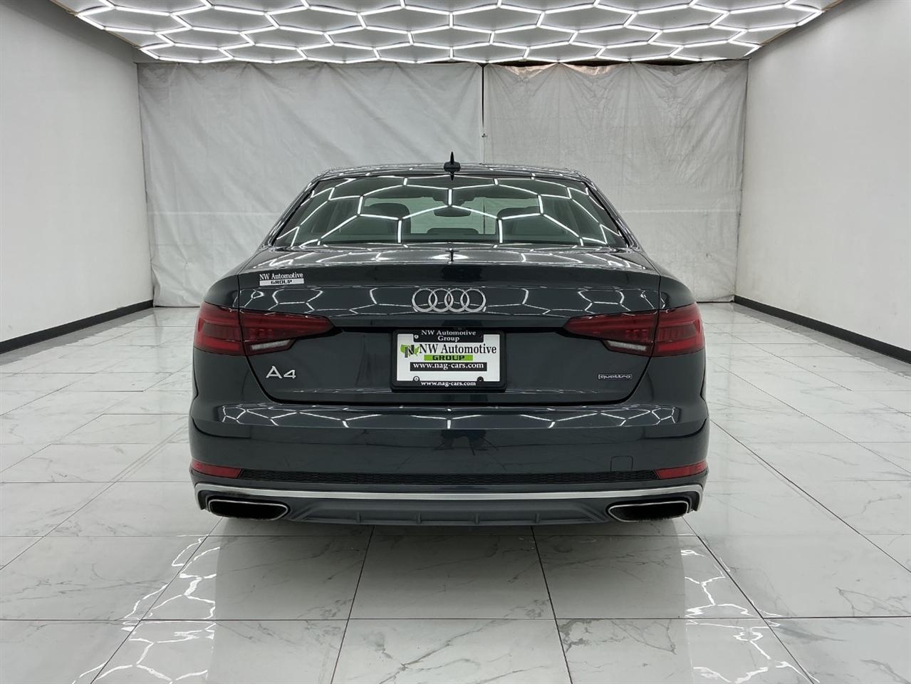 Audi A4 Premium 45 TFSI quattro 2019