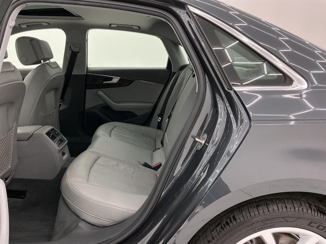 Audi A4 Premium 45 TFSI quattro 2019