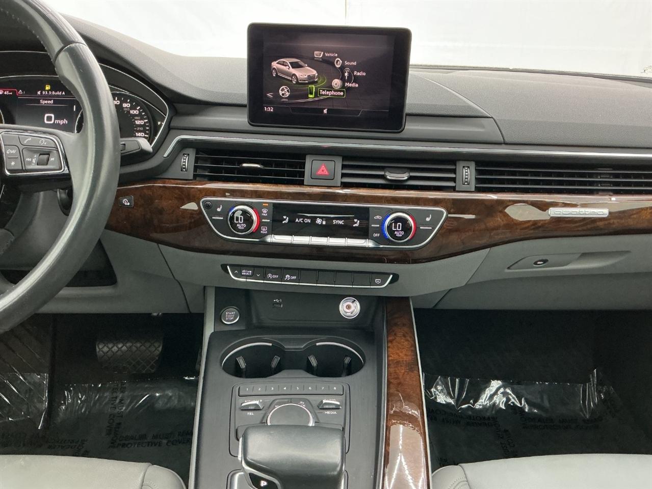 Audi A4 Premium 45 TFSI quattro 2019