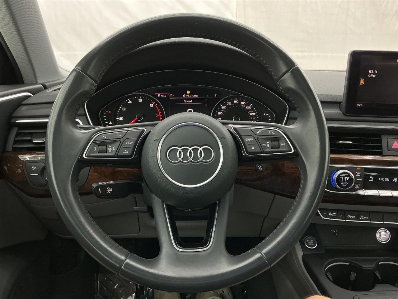 Audi A4 Premium 45 TFSI quattro 2019