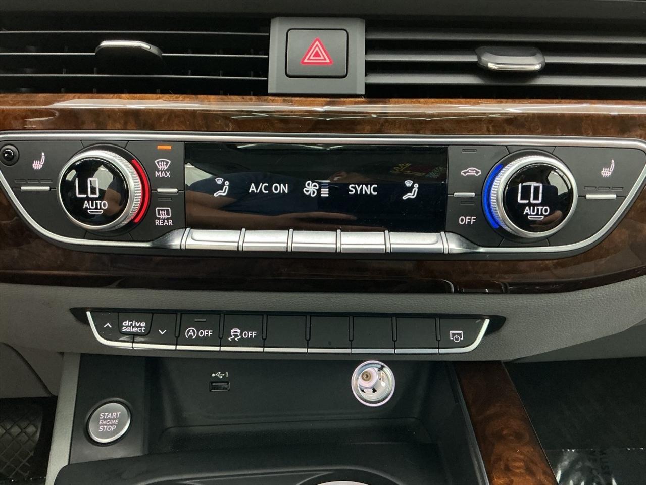 Audi A4 Premium 45 TFSI quattro 2019