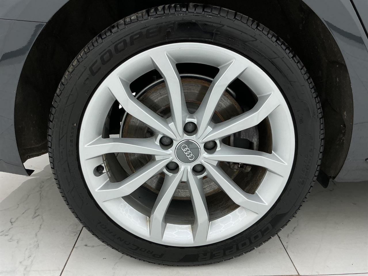 Audi A4 Premium 45 TFSI quattro 2019