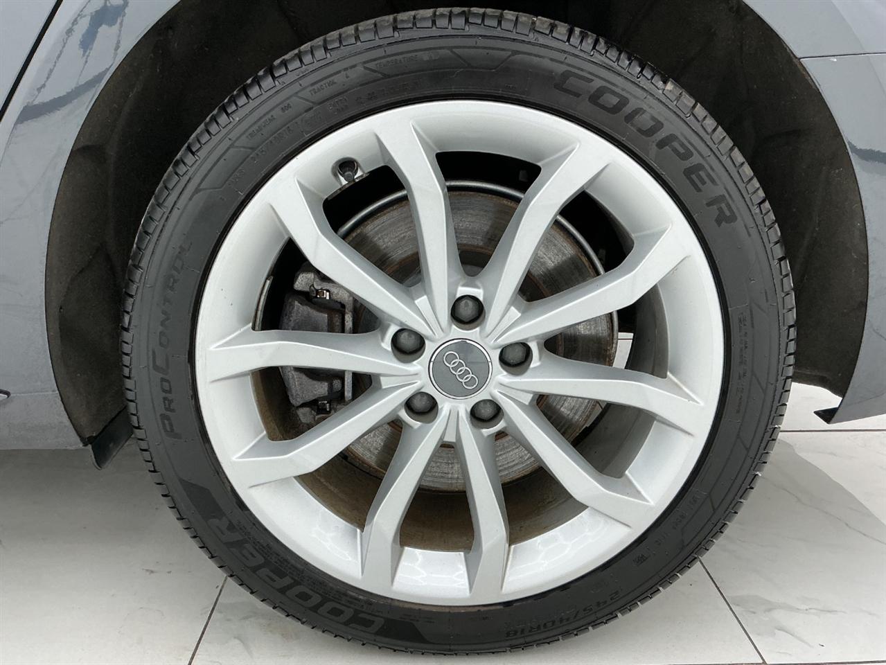 Audi A4 Premium 45 TFSI quattro 2019