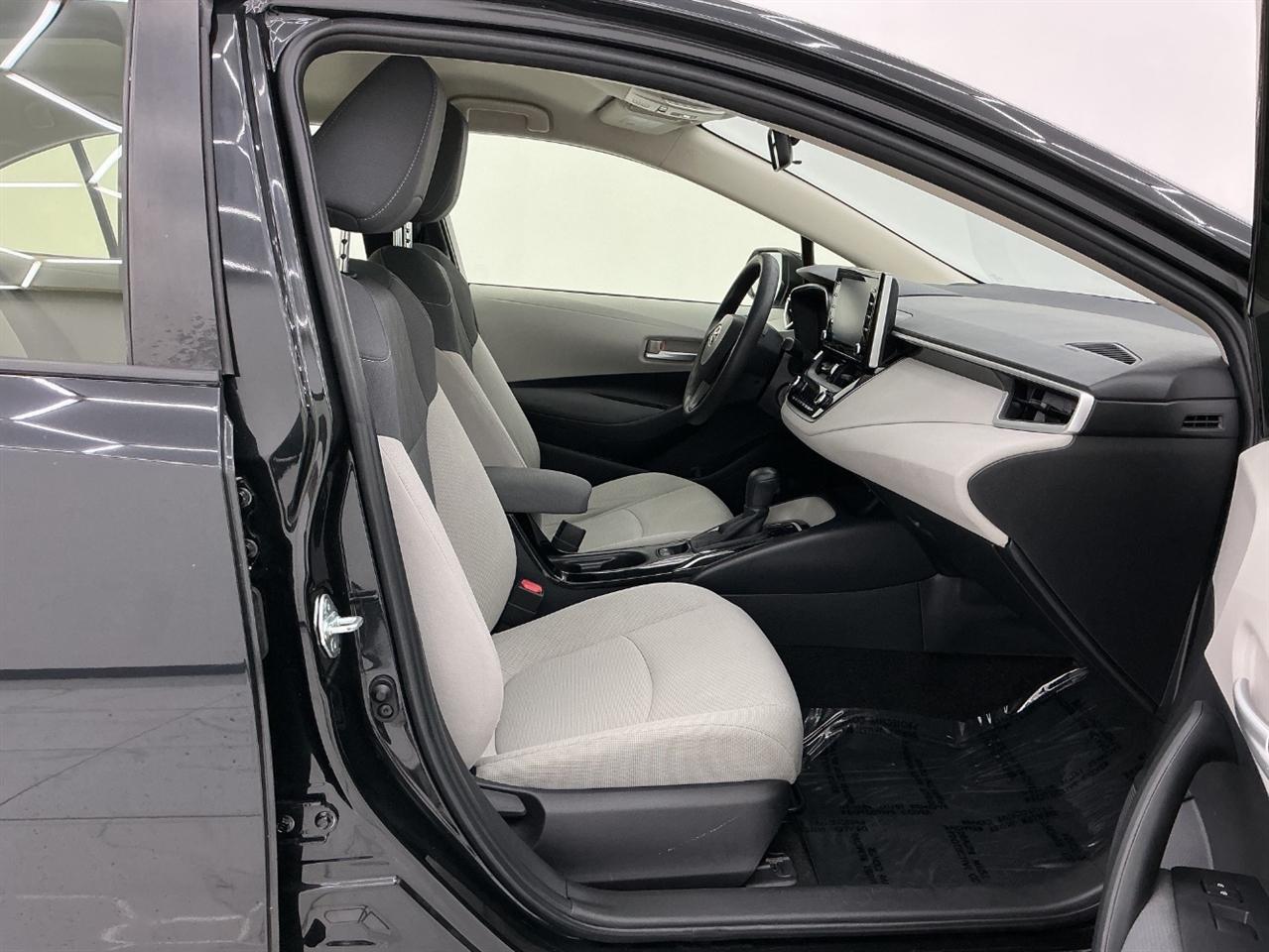 Toyota Corolla LE CVT (Natl) 2021