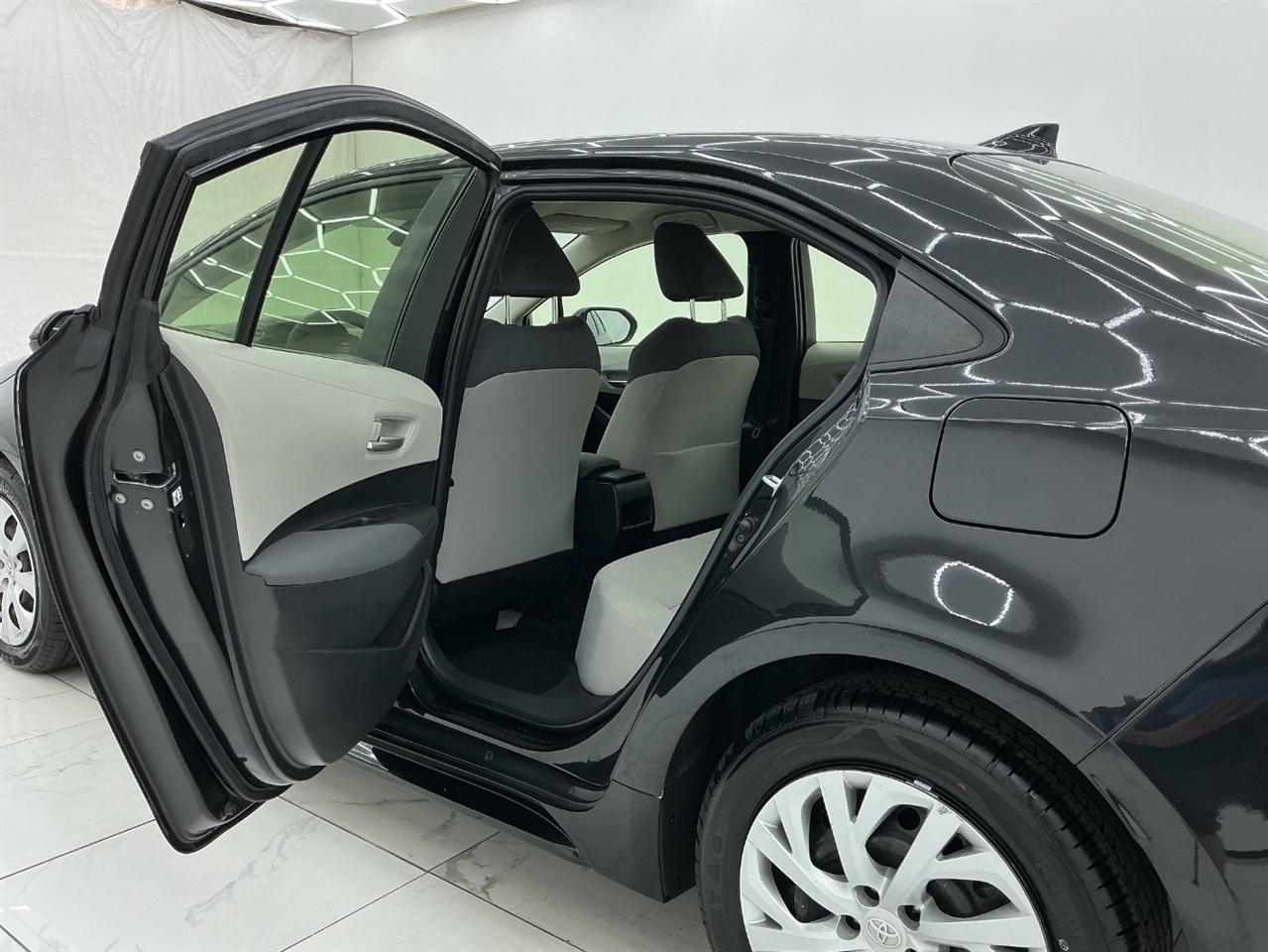 Toyota Corolla LE CVT (Natl) 2021