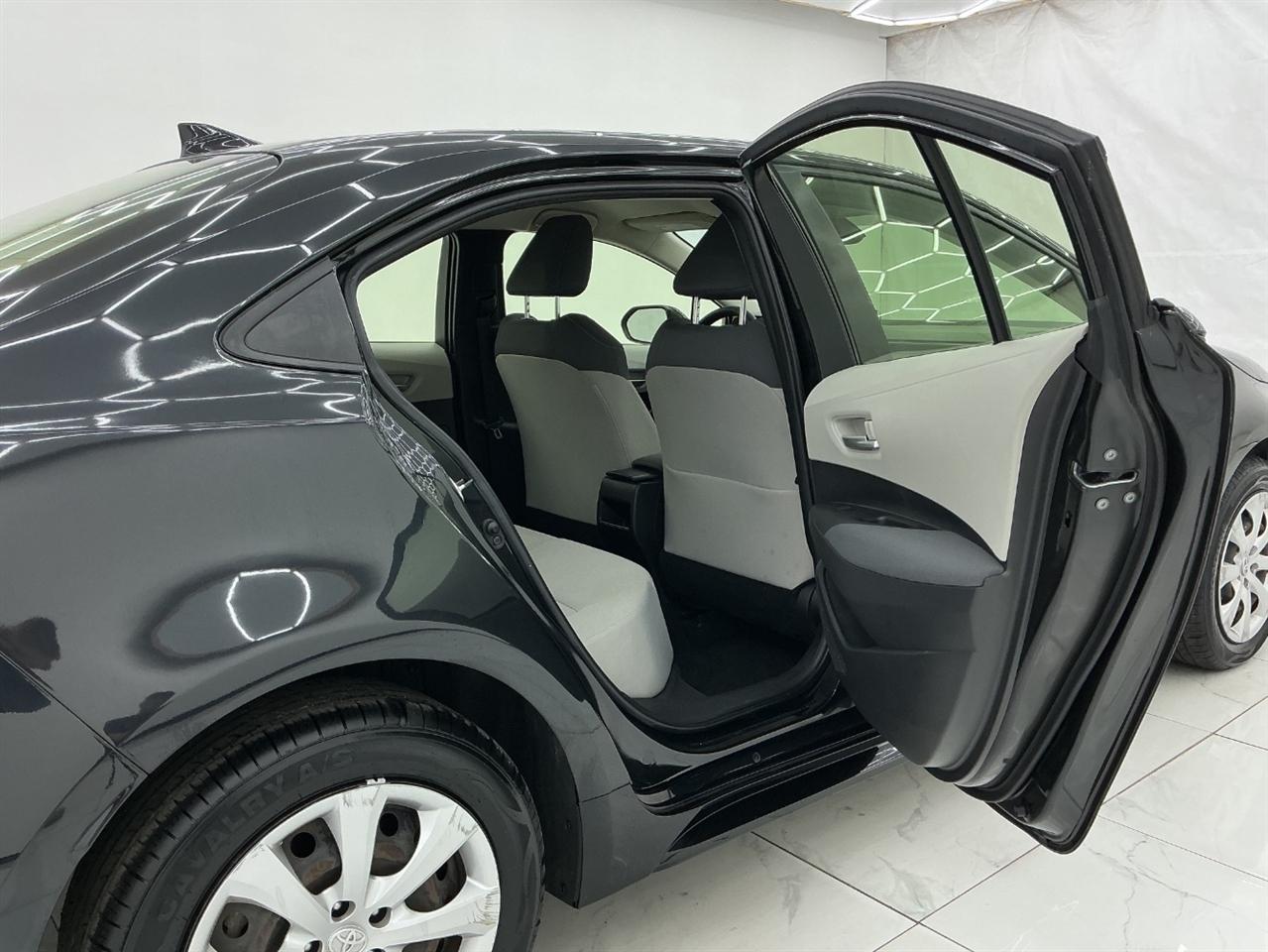 Toyota Corolla LE CVT (Natl) 2021