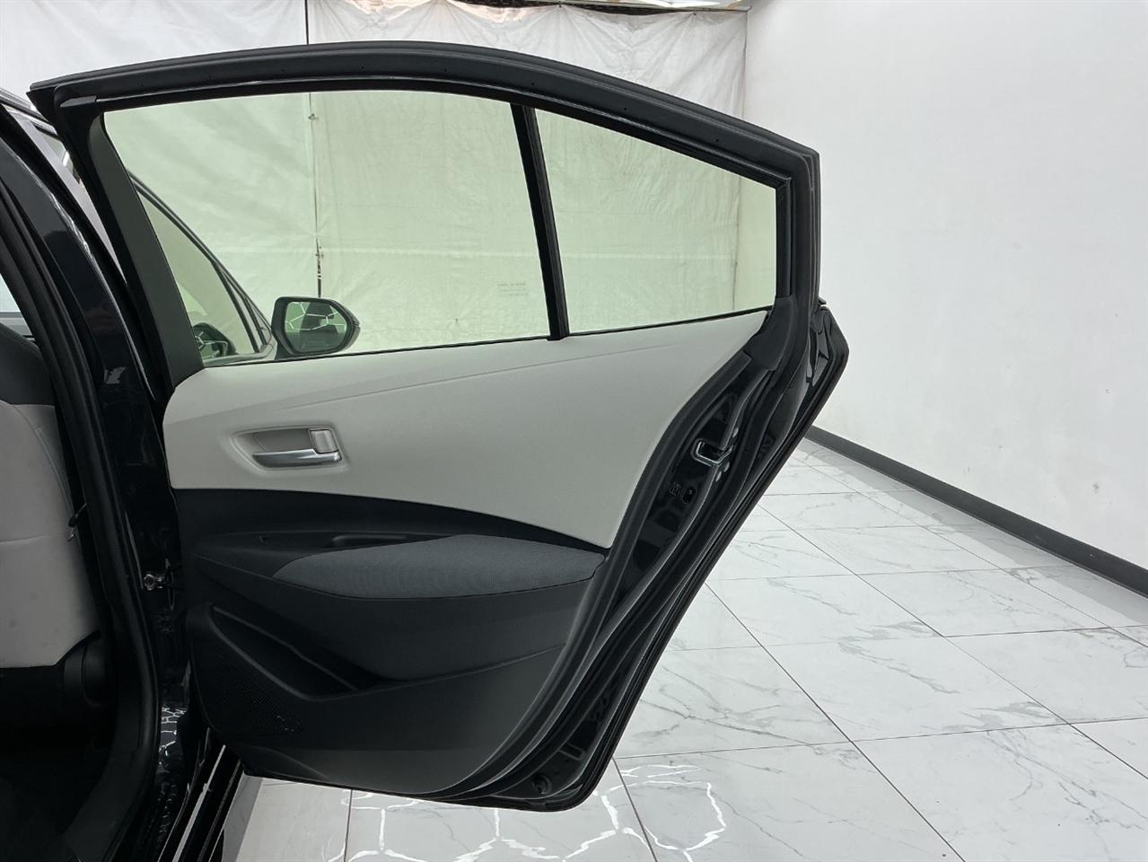 Toyota Corolla LE CVT (Natl) 2021