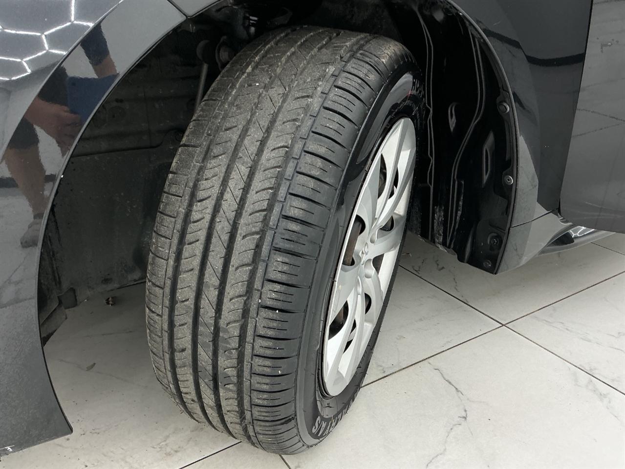 Toyota Corolla LE CVT (Natl) 2021
