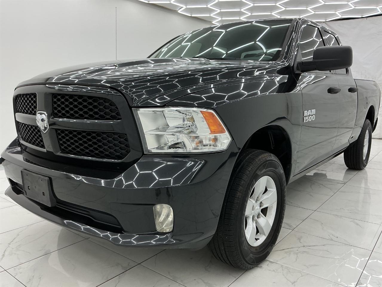 2018 RAM 1500 Express 4x4 Quad Cab 6'4's photo