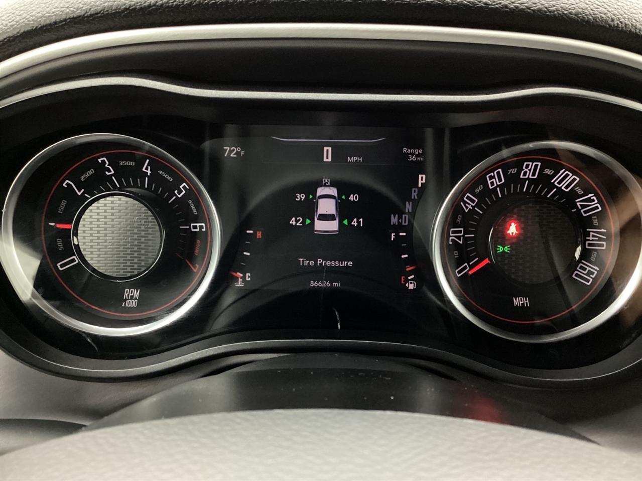 Dodge Challenger SXT RWD 2019