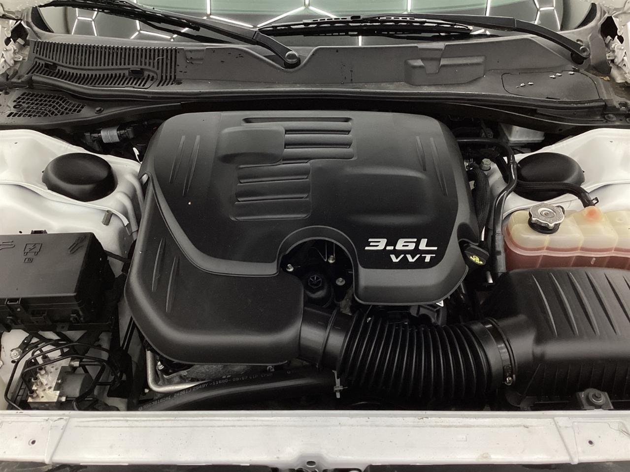 Dodge Challenger SXT RWD 2019